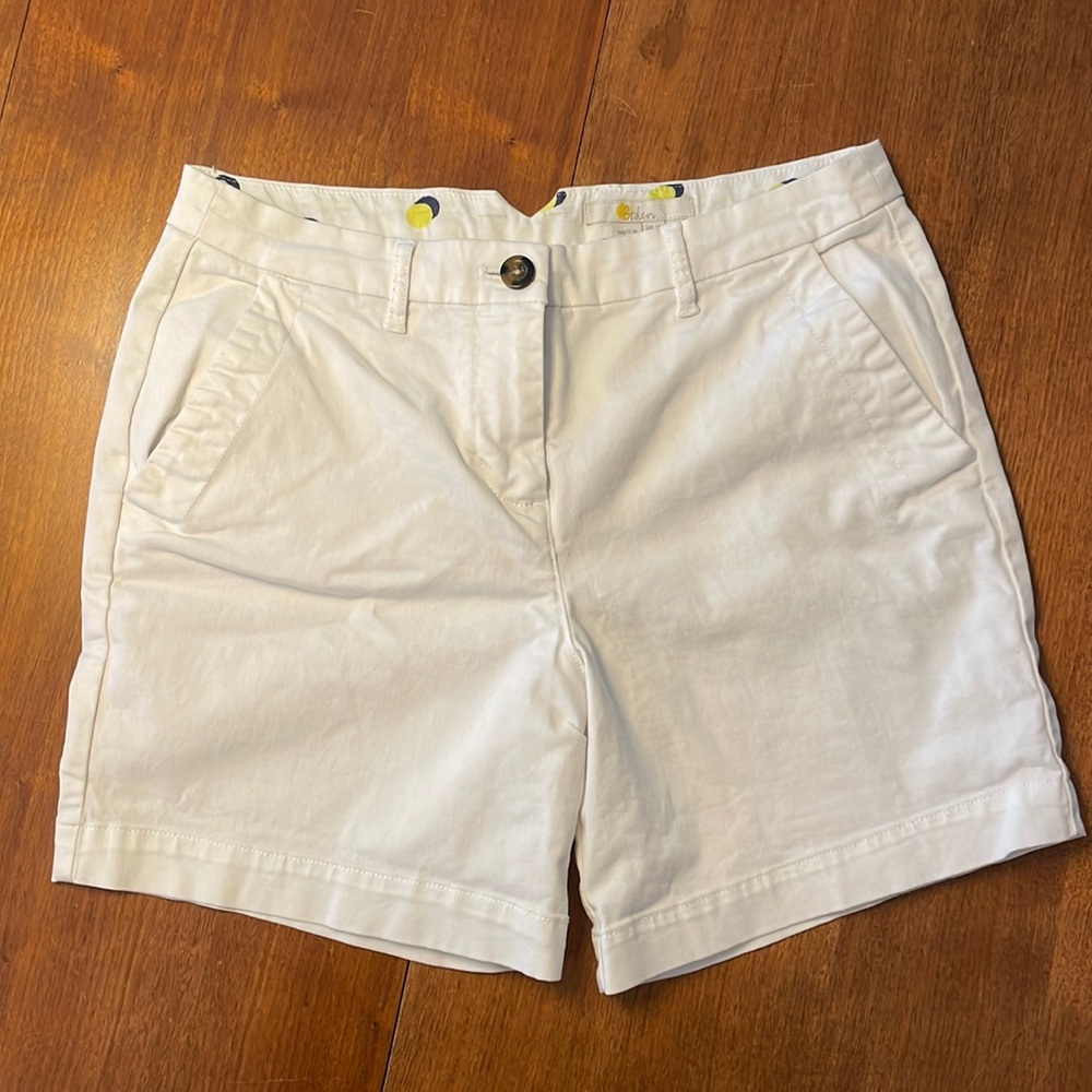 Boden Chino Shorts size 6